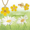 Smykke i forgylt sølv Gul smørblomst. LIV - 860509