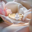 Forlovelsesring med dråpeformet slip Lab Grown diamant - 0,70 ct River - VS - 200626