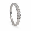 Alliansering i hvitt gull med tre diamanter - 8503050