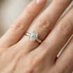 Forlovelsesring i gult gull med oval Lab Grown diamant 0,73 ct River (D) - VS2. Leticia - 18007073LG