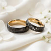 Gifteringer med carbon, diam. 0.091 ct, 6 mm. Carbon - 4981452