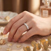 Alliansering i hvitt gull med 5 diamanter - 8505015