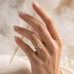 Forlovelsesring i gult gull med Oval Lab Grown diamant i 0.74 ct og River (E) -VVS1 - 18007070LGgg-Oval
